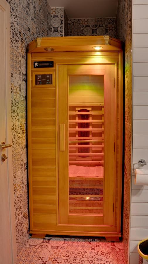 Spa Apartment Yang - Hot Tub, Sauna, Spa Нови-Сад Экстерьер фото