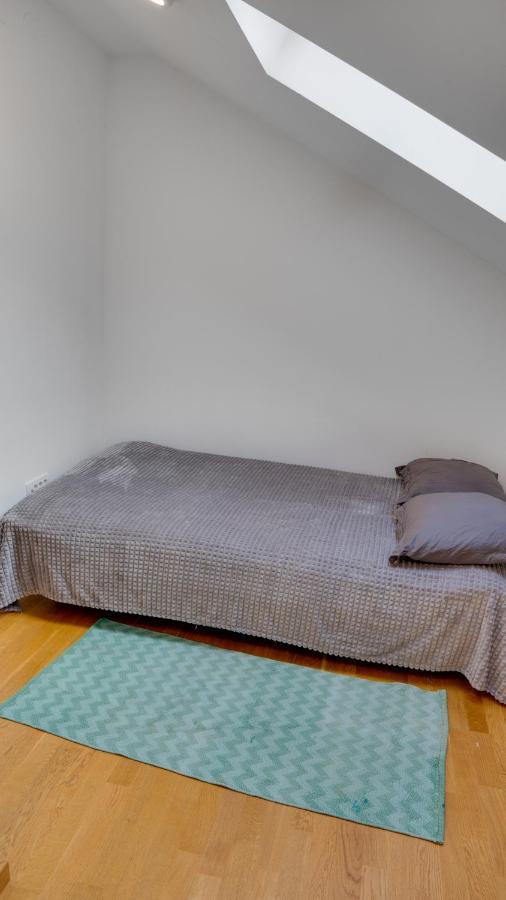Spa Apartment Yang - Hot Tub, Sauna, Spa Нови-Сад Экстерьер фото